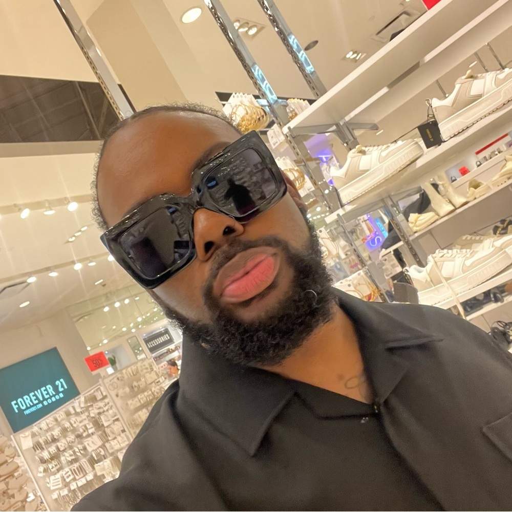 Meet your Posher, Drey